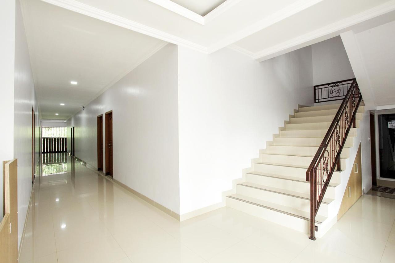Banua Raya Homestay Yogyakarta Extérieur photo